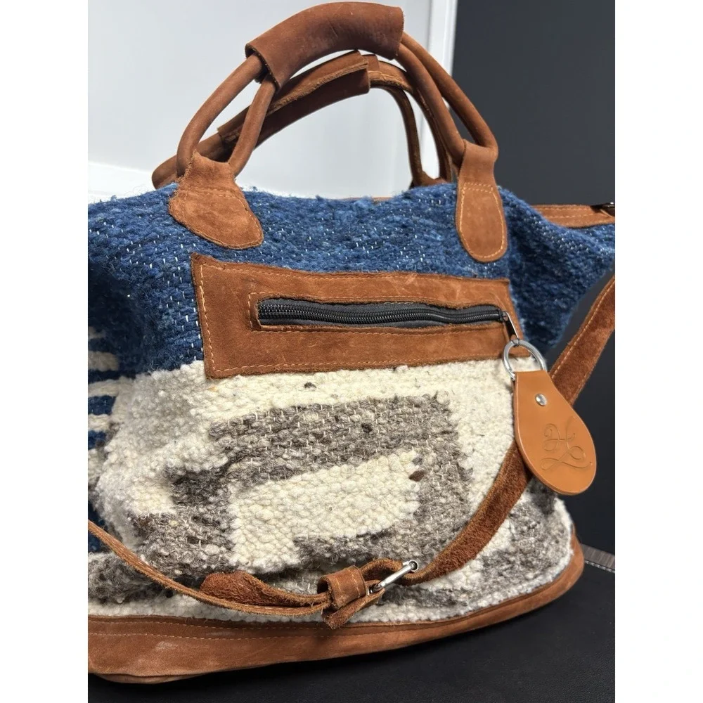 Humble Hilo Leather Wool Boho Satchel Crossbody Bag Cream Blue Gray‎ Purse